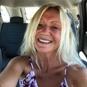 Meet your Posher, Suzanne